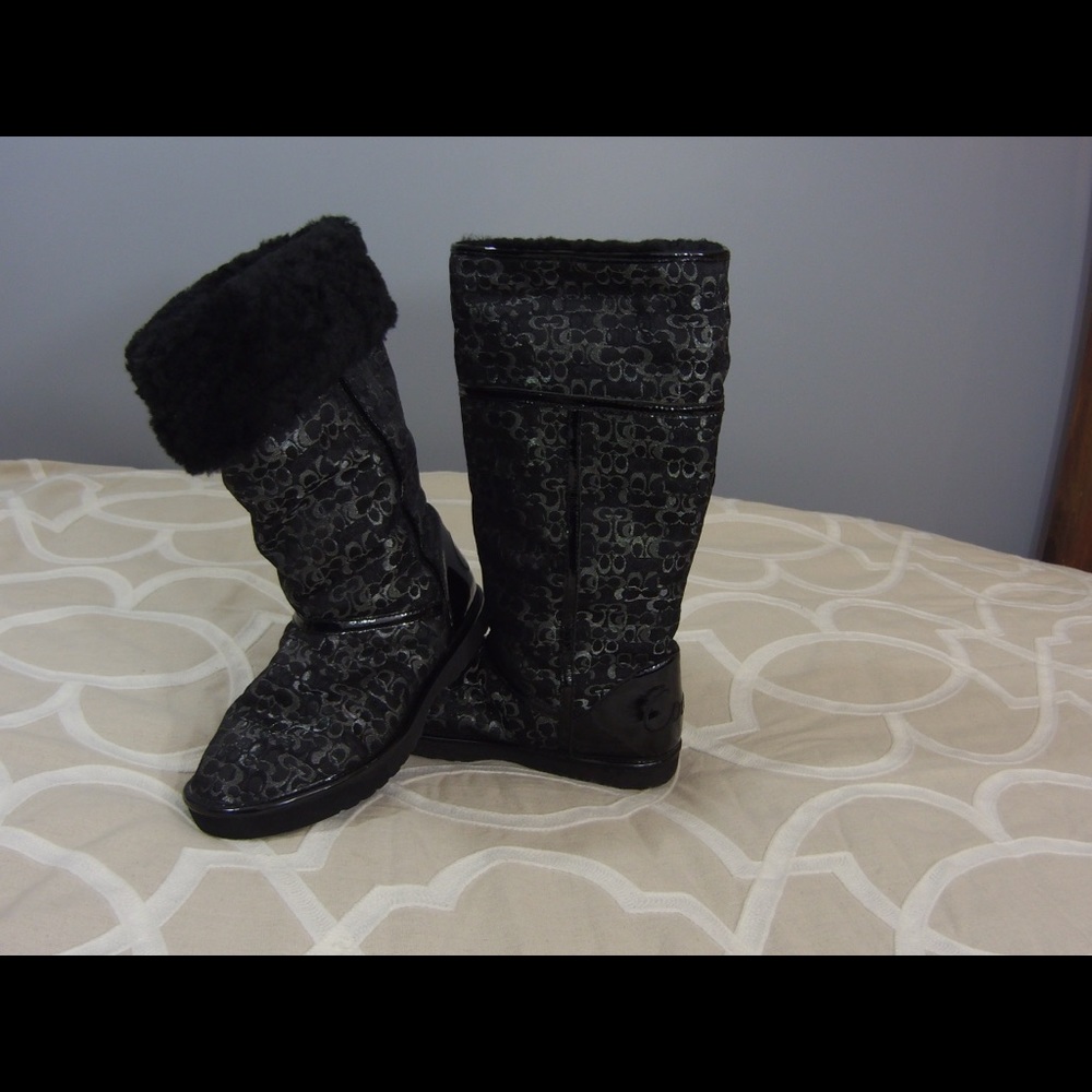 *EUC* Coach Signature Nikole Boots
